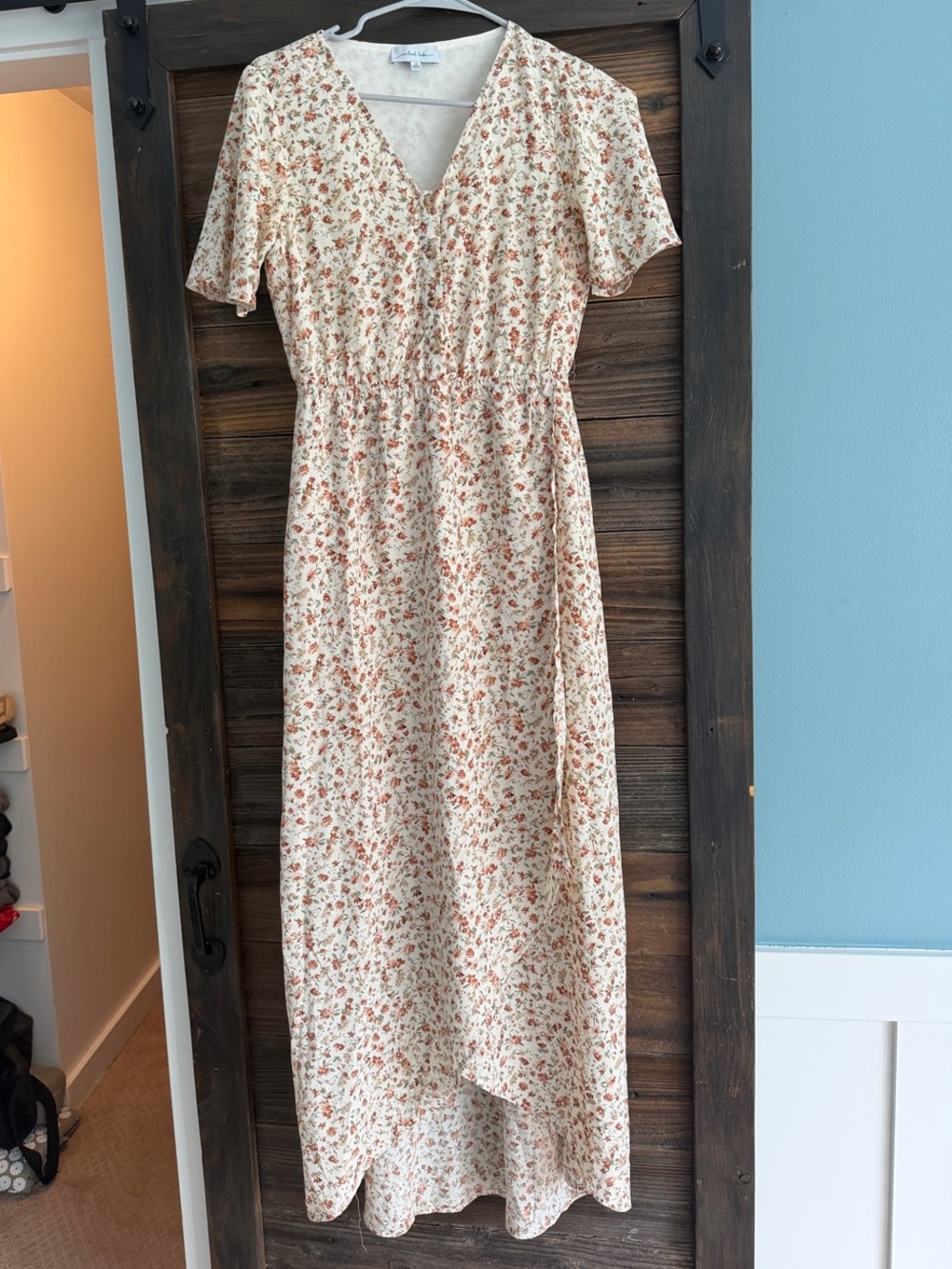 Cream Floral V-Neck Maxi Dress with Elastic Waist